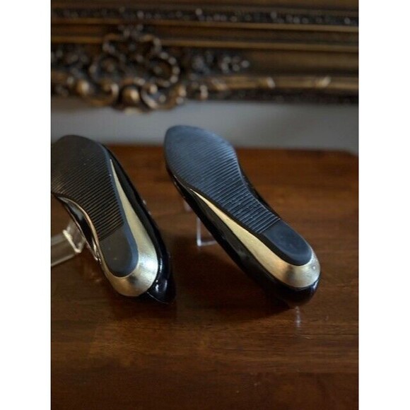 Bally Women's Patent Flats Black  Gold  SZ 9 N Luxury - Picture 3 of 16